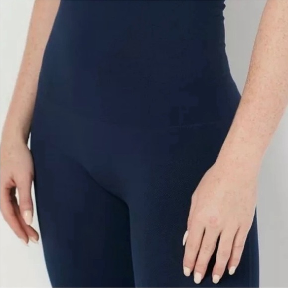 SPANX look at me now navy blue seamless leggings Large - Picture 2 of 10